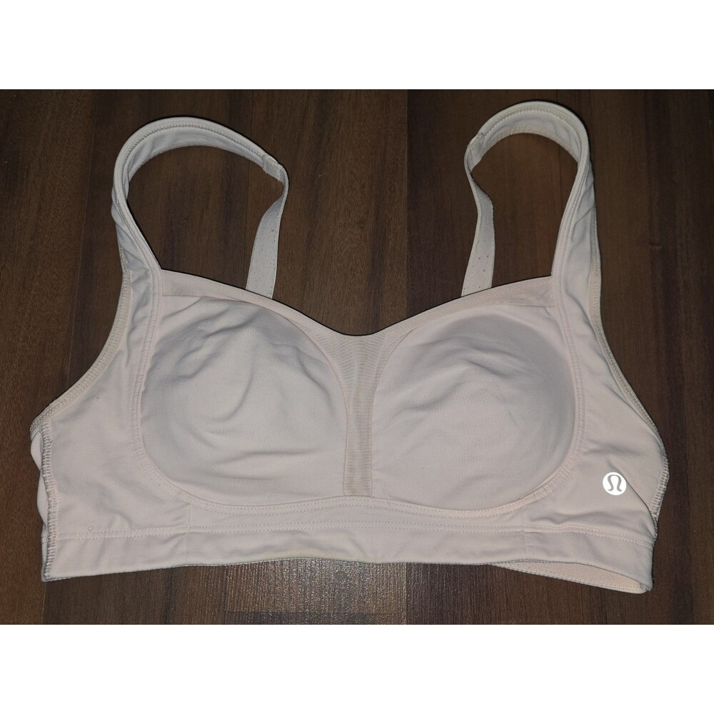 Lululemon Ta Ta Tamer II Sports Bra 34C Lt Pink High Support Adjustable Straps
